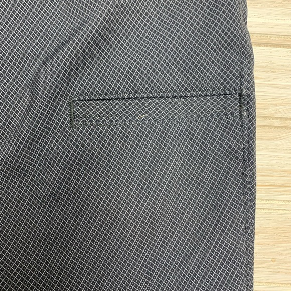 Callaway Flat Front Gray Performance Shorts Size 42 - Picture 8 of 8
